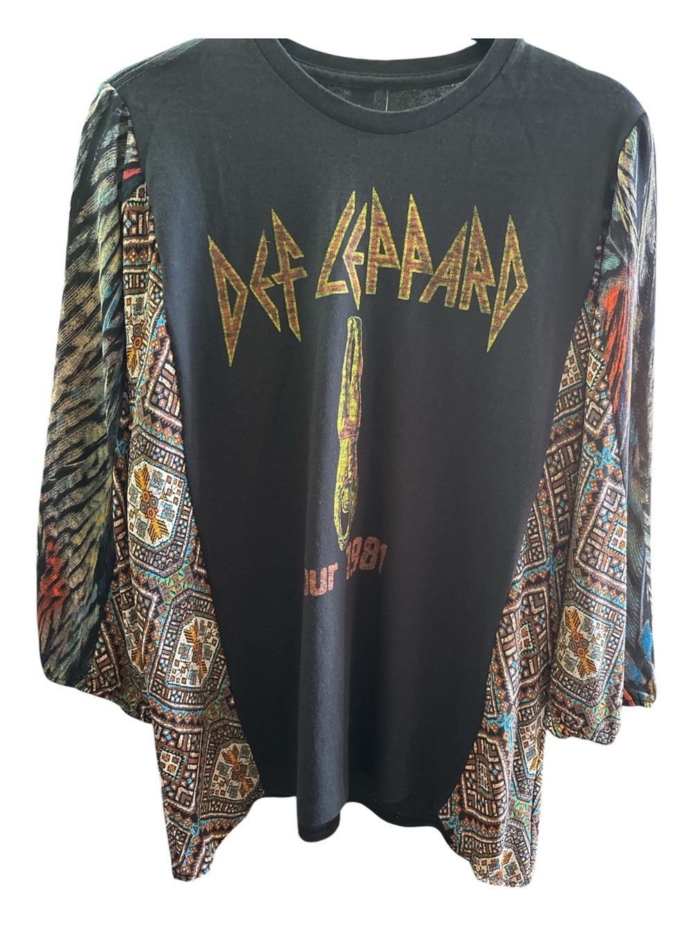 36. Def Leppard Rocktop 22pp 26L